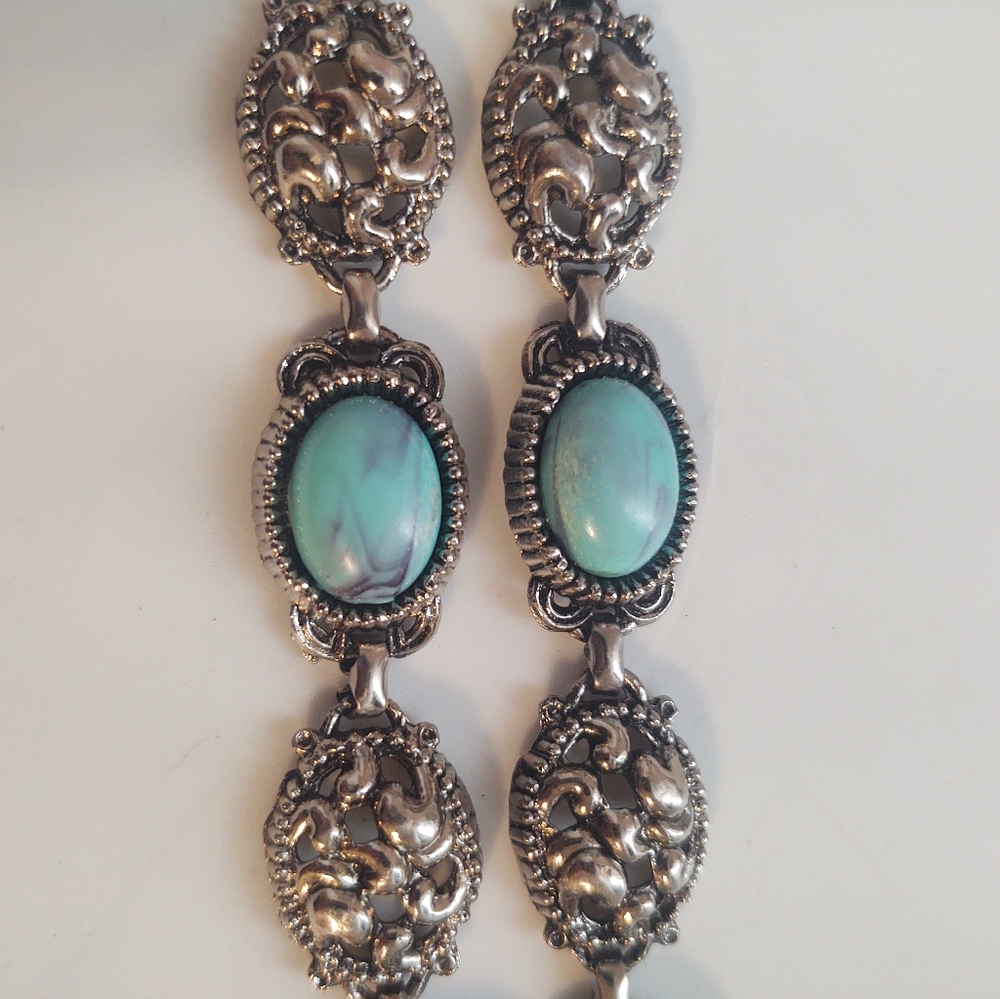Silver turquoise bracelet 7 inches